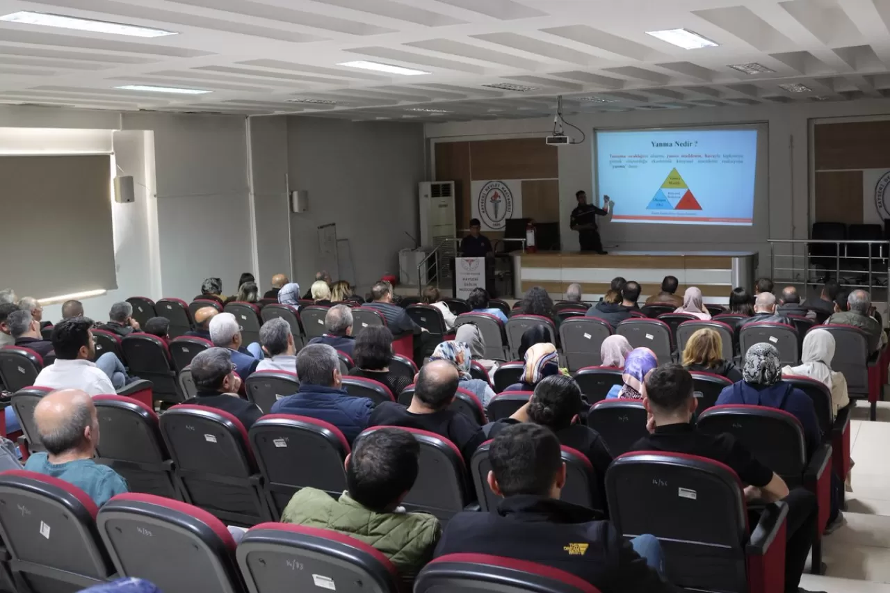 Kayseri İl Sağlık Müdürlüğü Personeline Yangın Söndürme Eğitimi