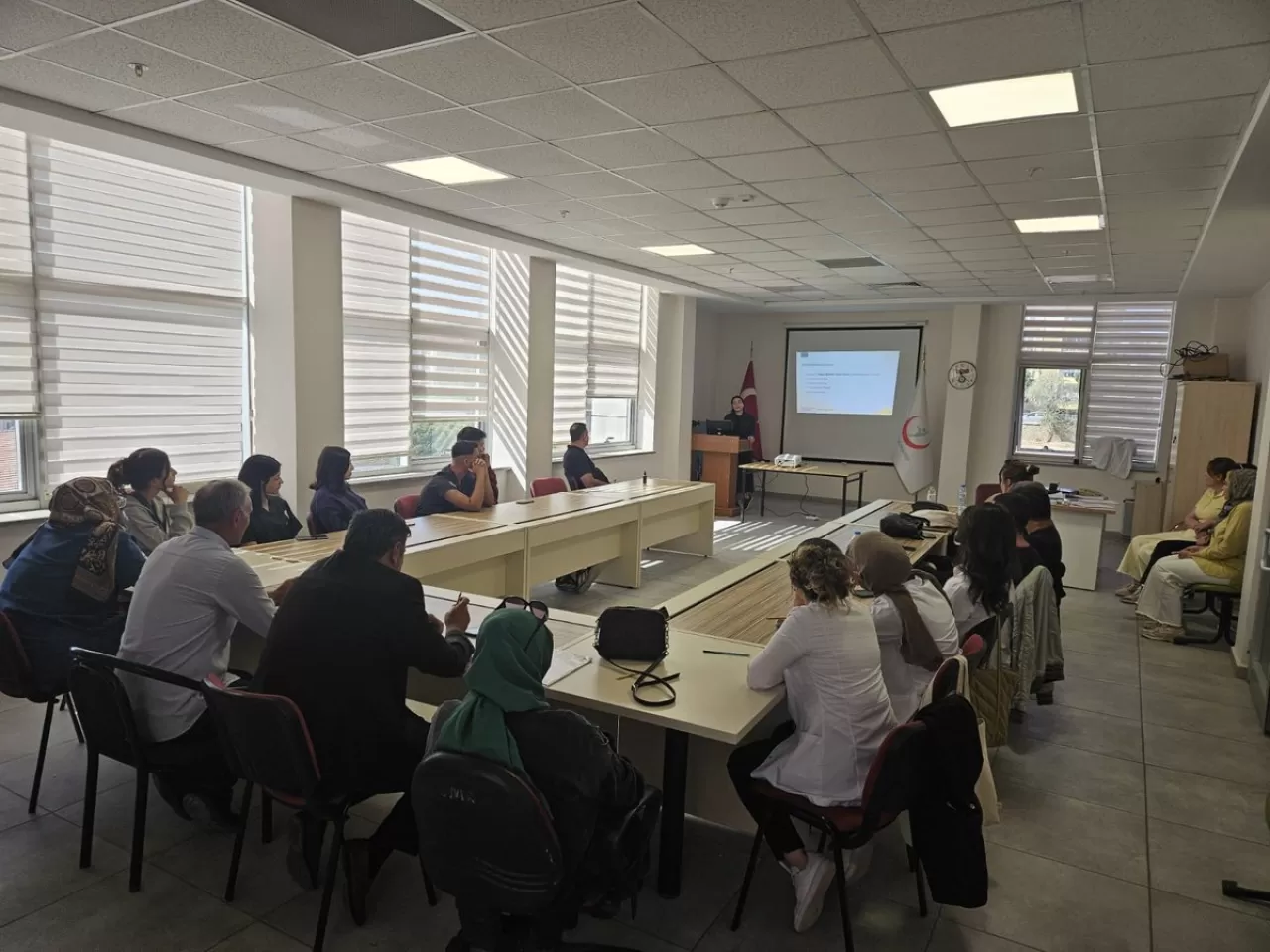 Kırıkkale'de Sağlıklı Hayat Merkezi Personeline Akademik Eğitim