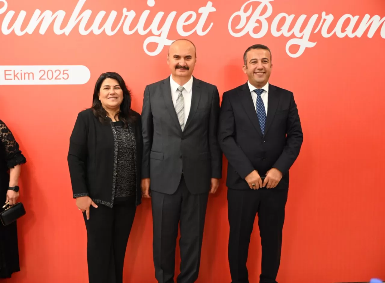 Batman Eğitim ve Araştırma Hastanesi Başhekimi 29 Ekim Cumhuriyet Bayramı Resepsiyonunda