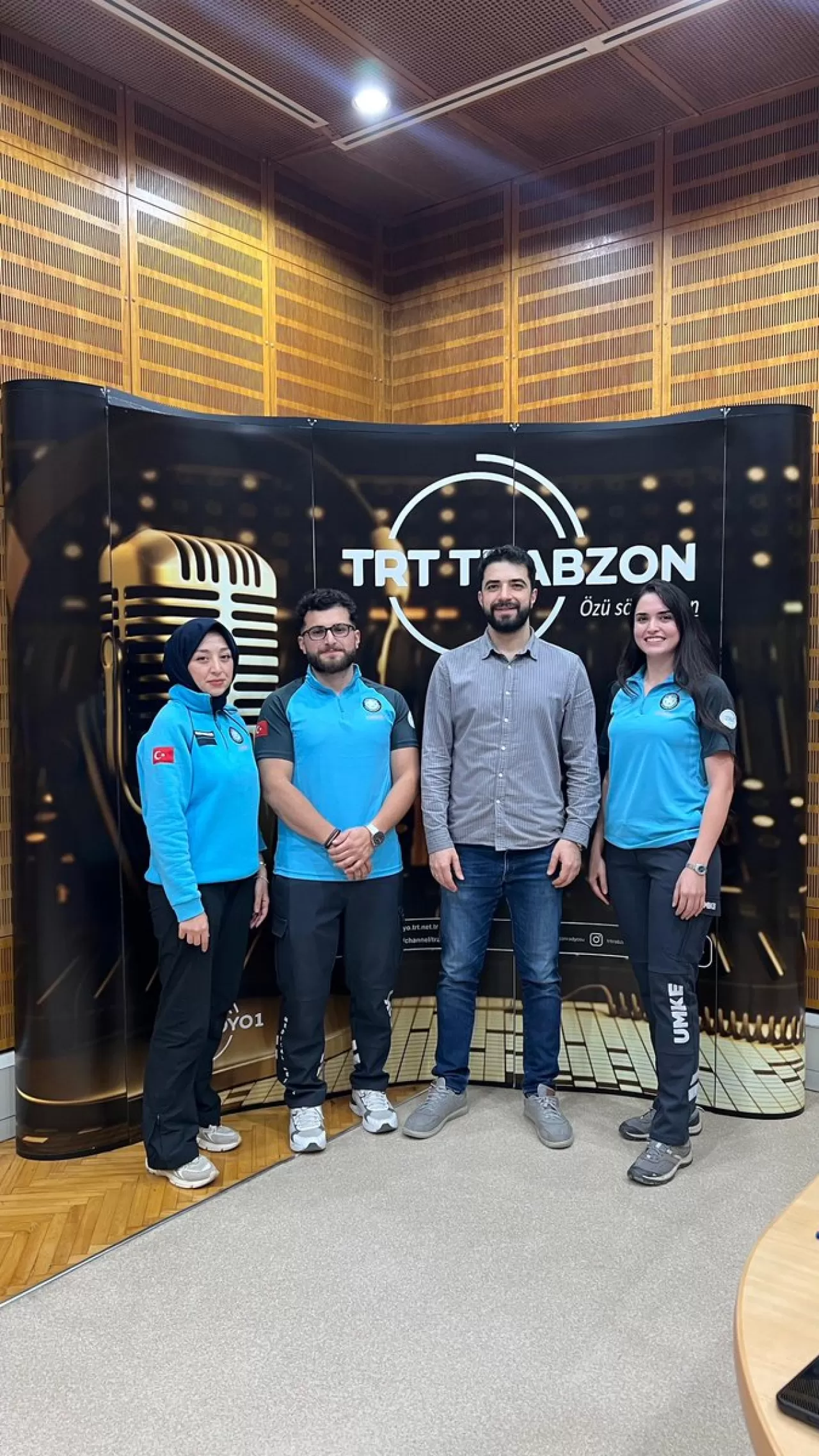 UMKE Trabzon Gönüllüleri TRT Trabzon Radyosu'nda Genç Yaşam Programına Konuk Oldu