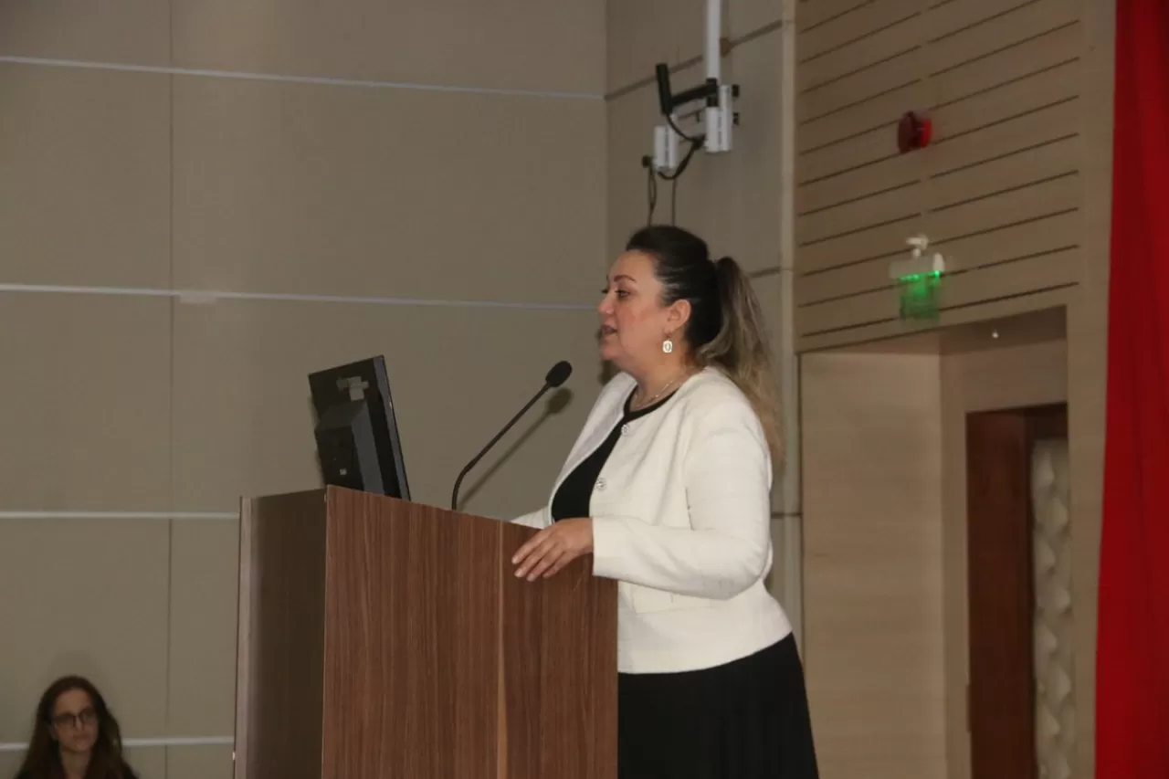 İzmir'de Yoğun Bakım Hemşireliği Eğitim Programı Başladı