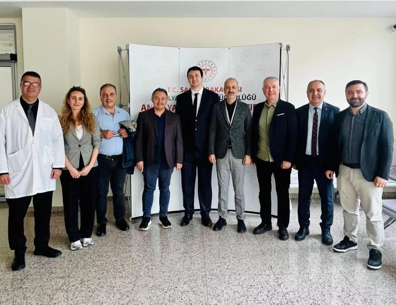 Antalya'da Genel Cerrahi Uzmanlığı Başarısı: Dr. Yaşar Mert Aydemir