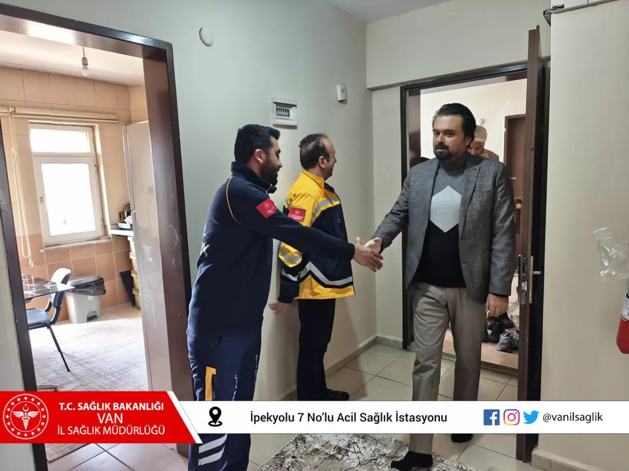 Van İl Sağlık Müdürü Acil Sağlık İstasyonunda İncelemede Bulundu