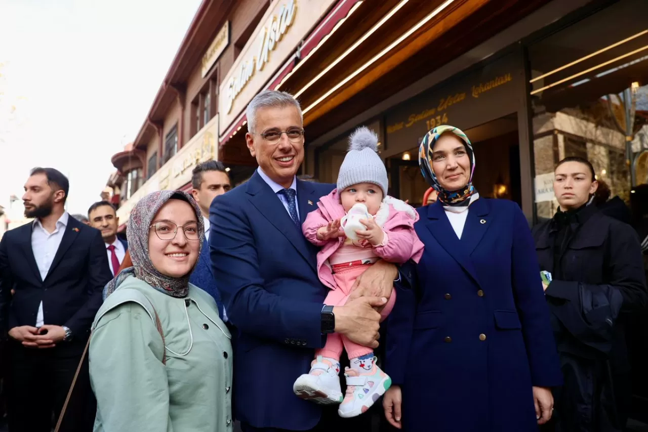 Prof. Dr. Kemal Memişoğlu Sağlık Bakanı Olarak Afyonkarahisar'da Vatandaşlarla Buluştu