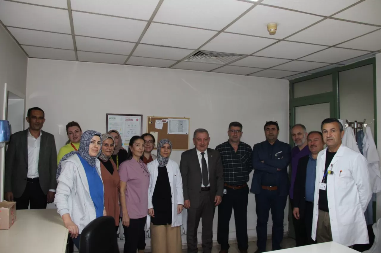 Sivas Devlet Hastanesi'nde 8 Kasım Dünya Radyoloji Günü Kutlaması