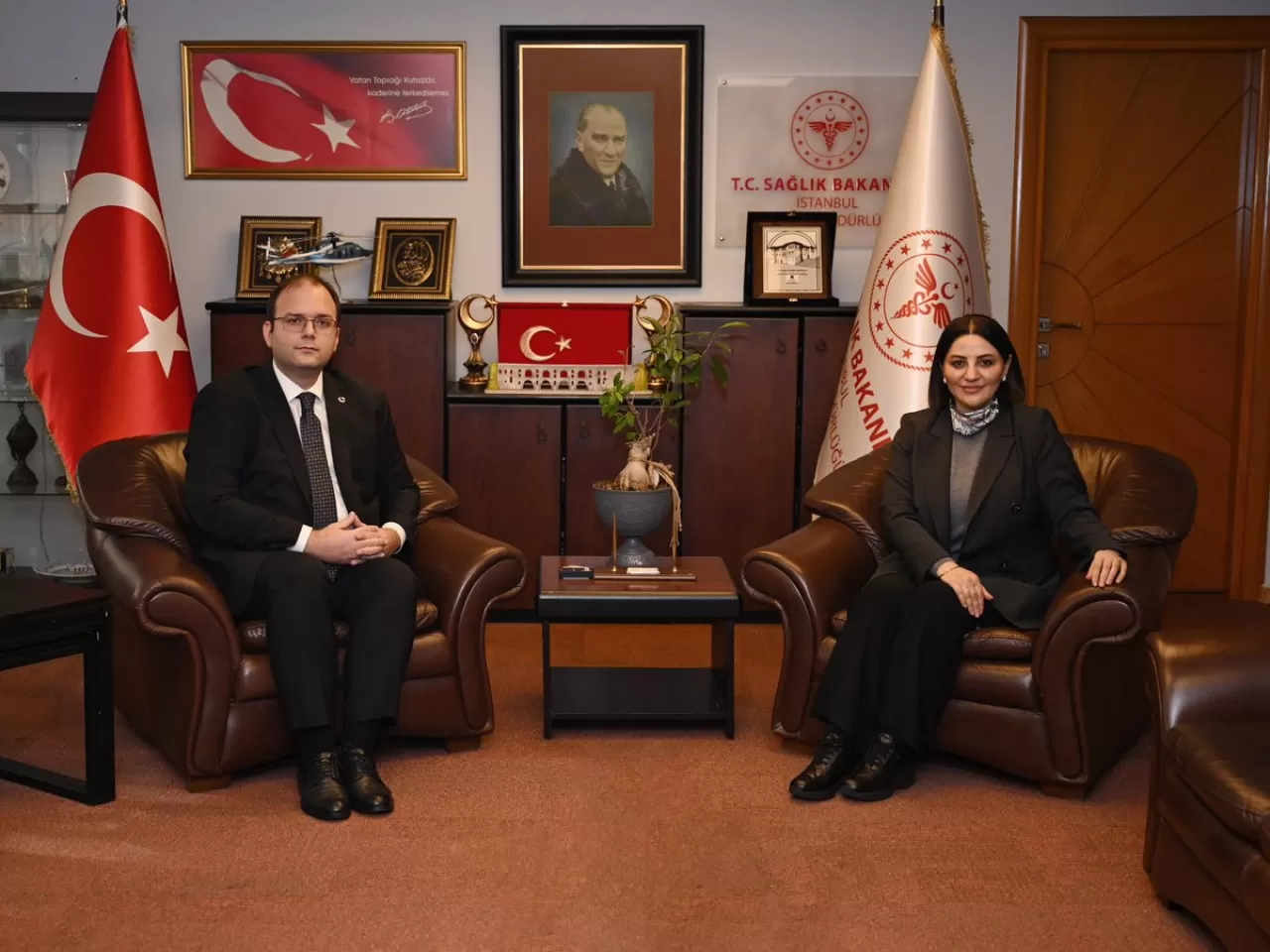 İstanbul AK Parti Milletvekili Şengül Karslı, İl Sağlık Müdürü Güner'i Ziyaret Etti