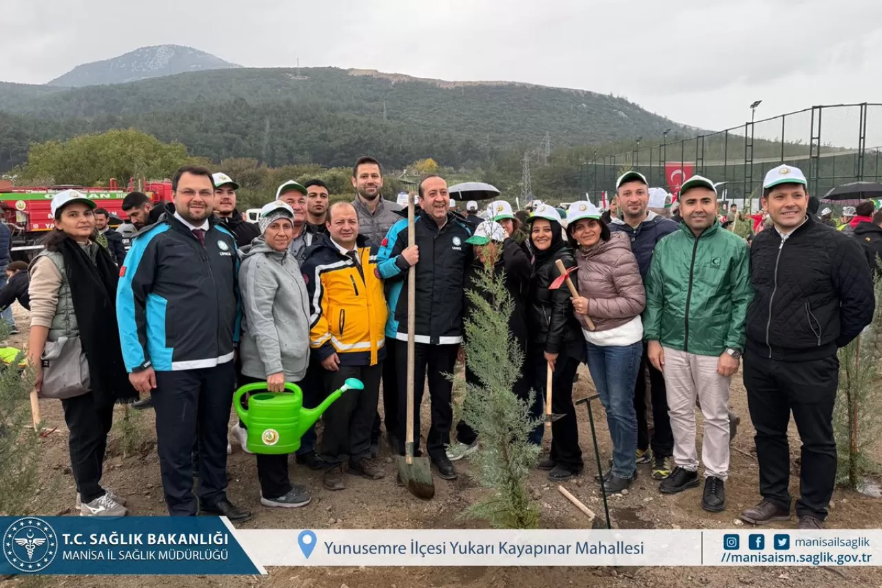Manisa'da 11 Kasım Milli Ağaçlandırma Günü'nde Yeşil Vatan Seferberliği