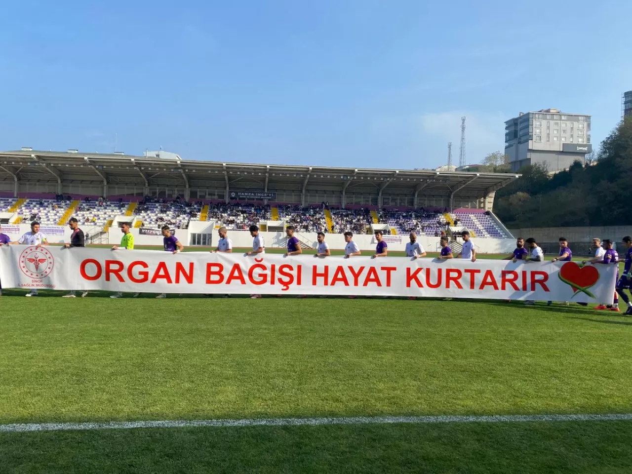 Sinopspor Maçında Organ Bağışı Farkındalığı Sahneye Taşındı