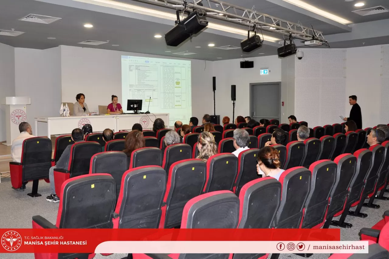 Manisa Şehir Hastanesi'nde Hasta Güvenliği Komite Toplantısı Yapıldı