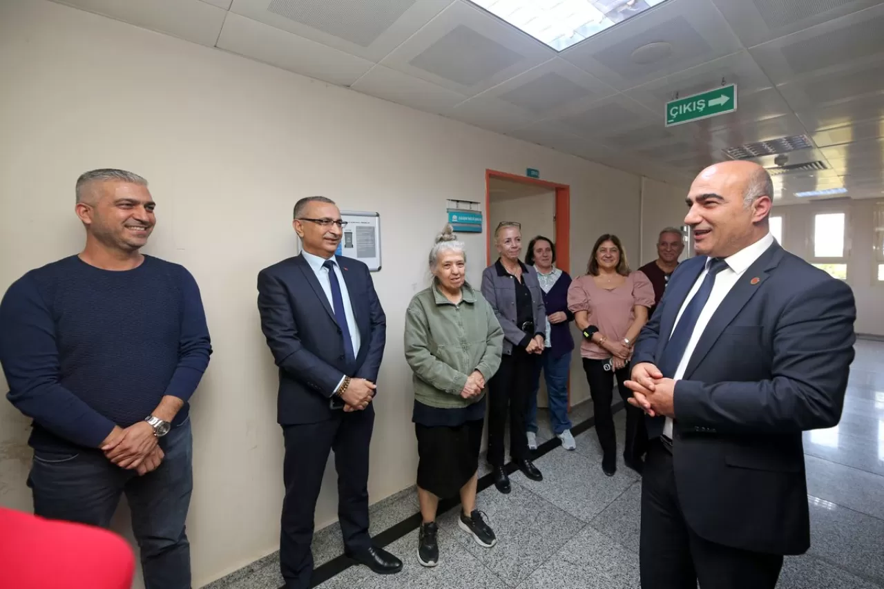 İzmir'de Birinci Basamak Sağlık Hizmetlerinin Önemi Vurgulandı