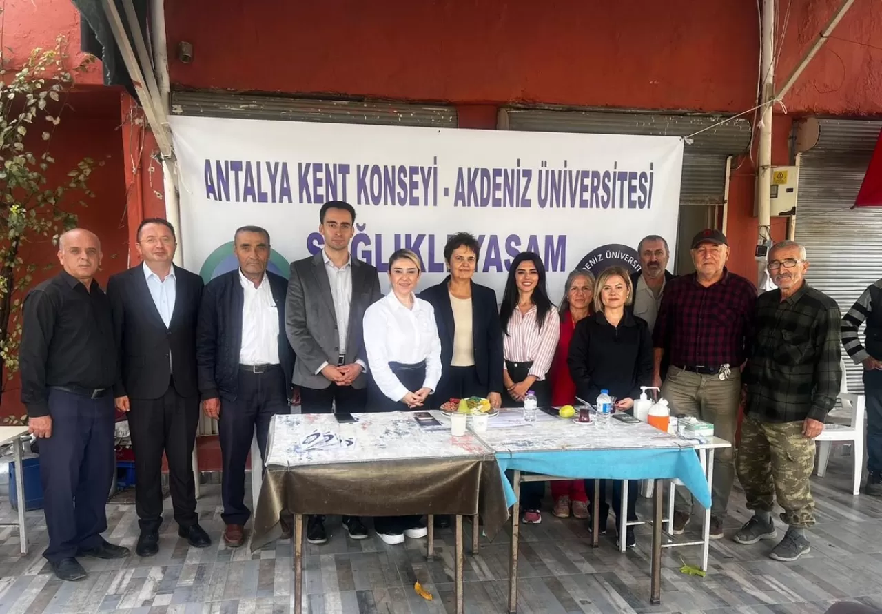 Antalya'da Diyabet ve Sağlıklı Beslenme Bilinçlendirme Toplantısı Düzenlendi