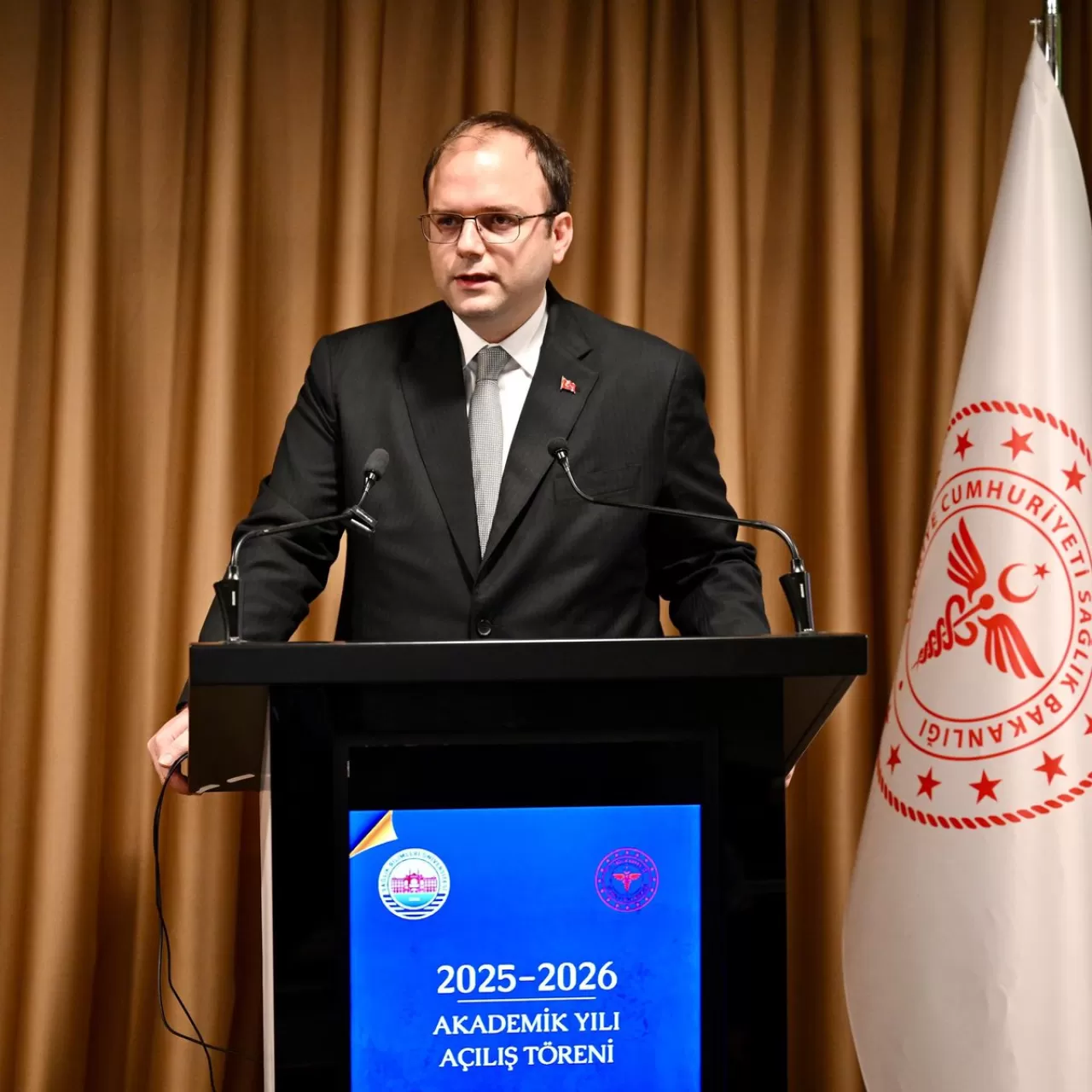 İstanbul'da 2025-2026 Akademik Yılı Sağlıkta Eğitim Töreniyle Başladı