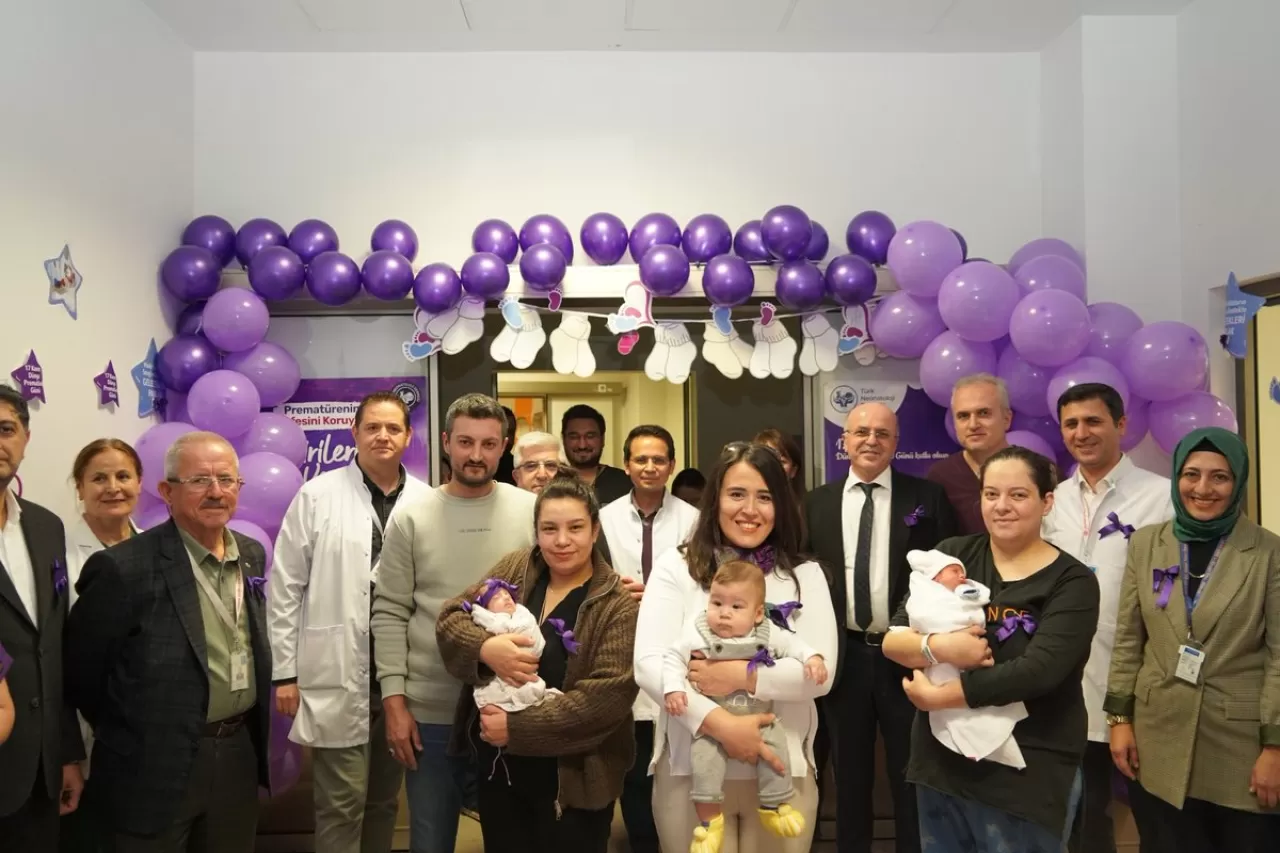 Kayseri'de Prematüre Bebekler İçin Farkındalık Günü Kutlandı