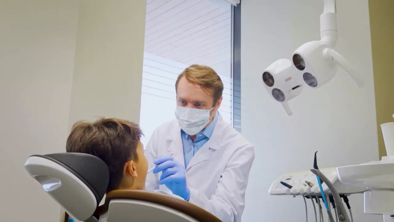 Antalya'da Diş Travmalarında Erken Müdahalenin Önemi Vurgulandı