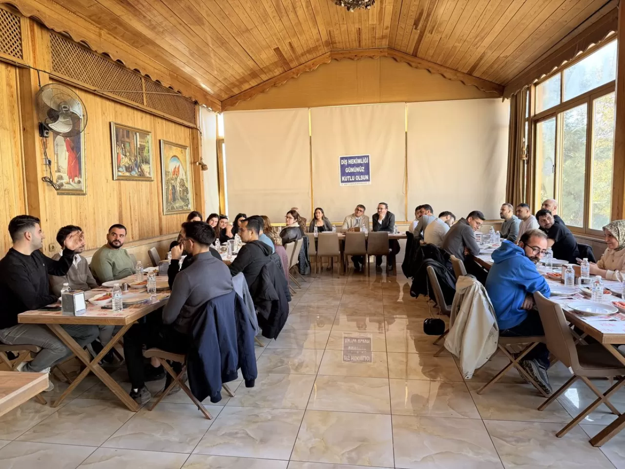 Siirt'te Diş Hekimliği Günü Kutlandı