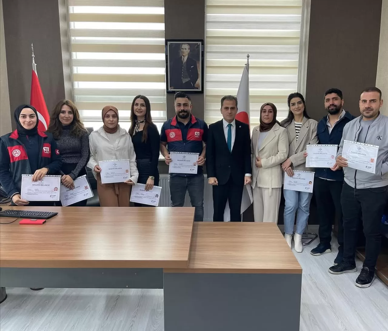 Batman 112 Acil Çağrı Merkezi Personeline Başarı Belgesi