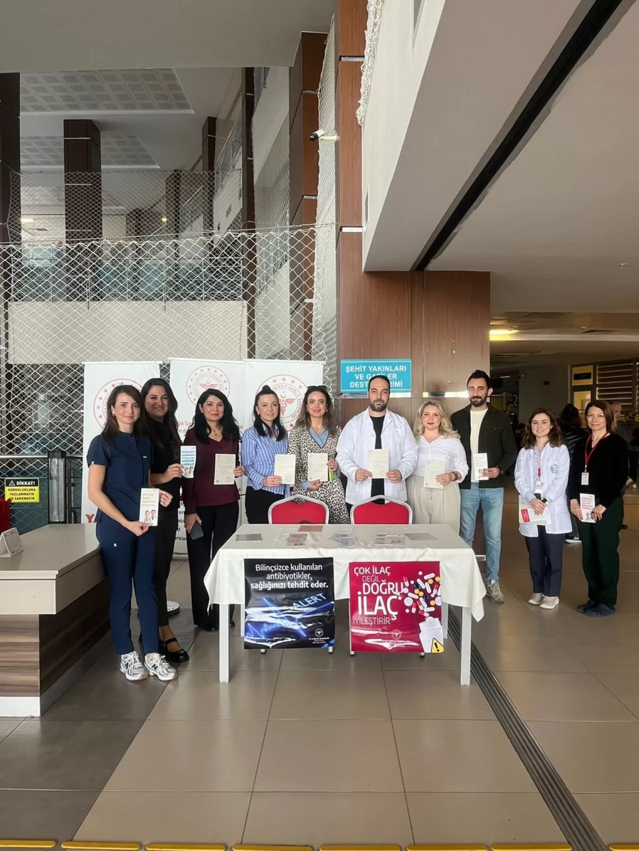 Edirne'de Antibiyotik Farkındalık Haftası'nda Bilgilendirme Çalışması