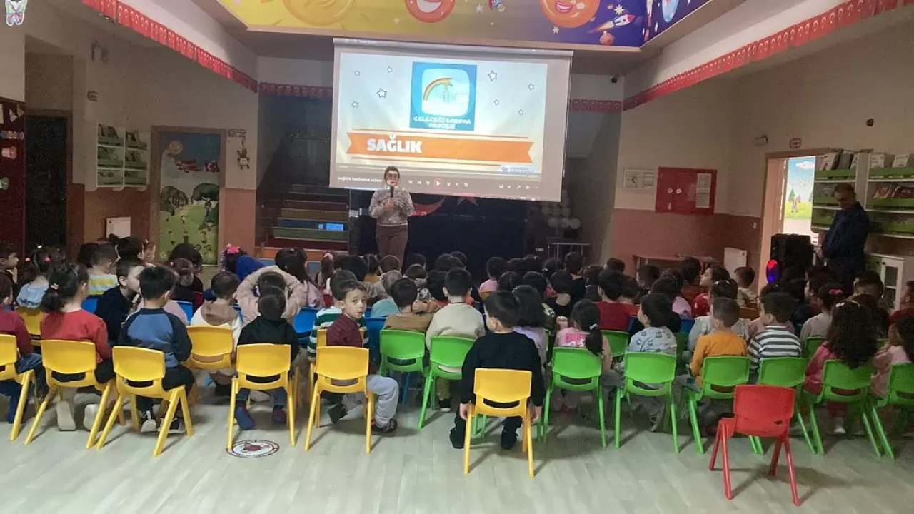 Bursa Gürsu'da Anaokulu Öğrencilerine Sağlıklı Beslenme Eğitimi