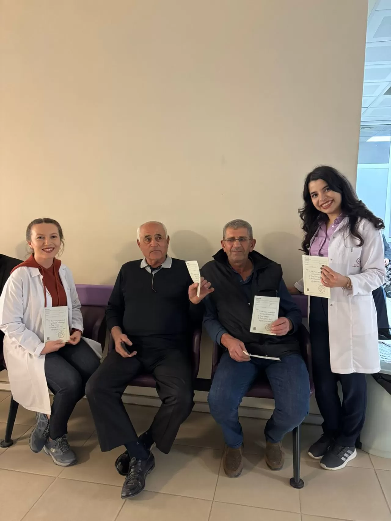 Denizli Çivril'de Bilinçli İlaç Kullanımı Farkındalık Etkinliği Düzenlendi