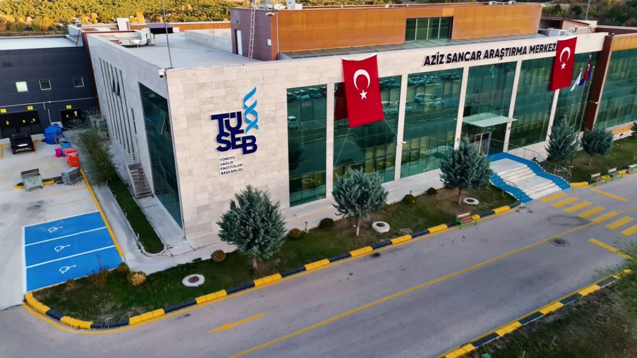 Giresun'da Prof. Dr. A. İlhan Özdemir Hastanesi Hizmete Açıldı