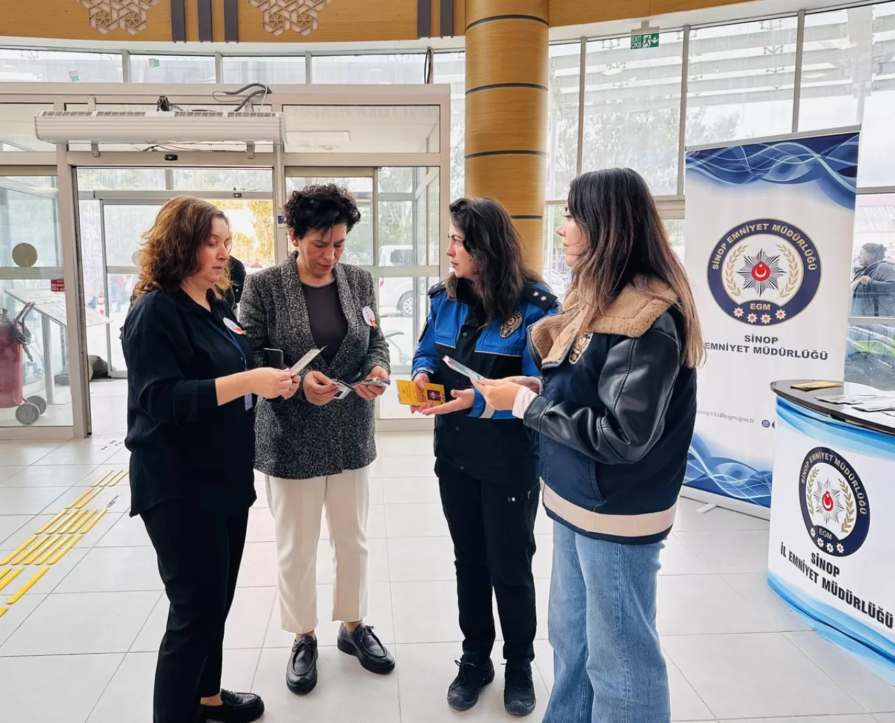 Sinop'ta 25 Kasım'da Kadına Yönelik Şiddetle Mücadele Mesajı