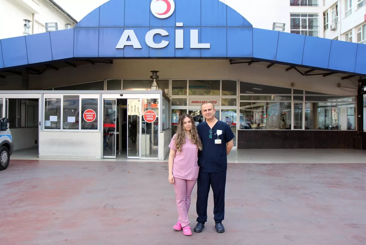 Dr. Zeki Dağlıoğlu ve Kızı Dr. Zeliha Dağlıoğlu Aynı Hastanede Göreve Başladı