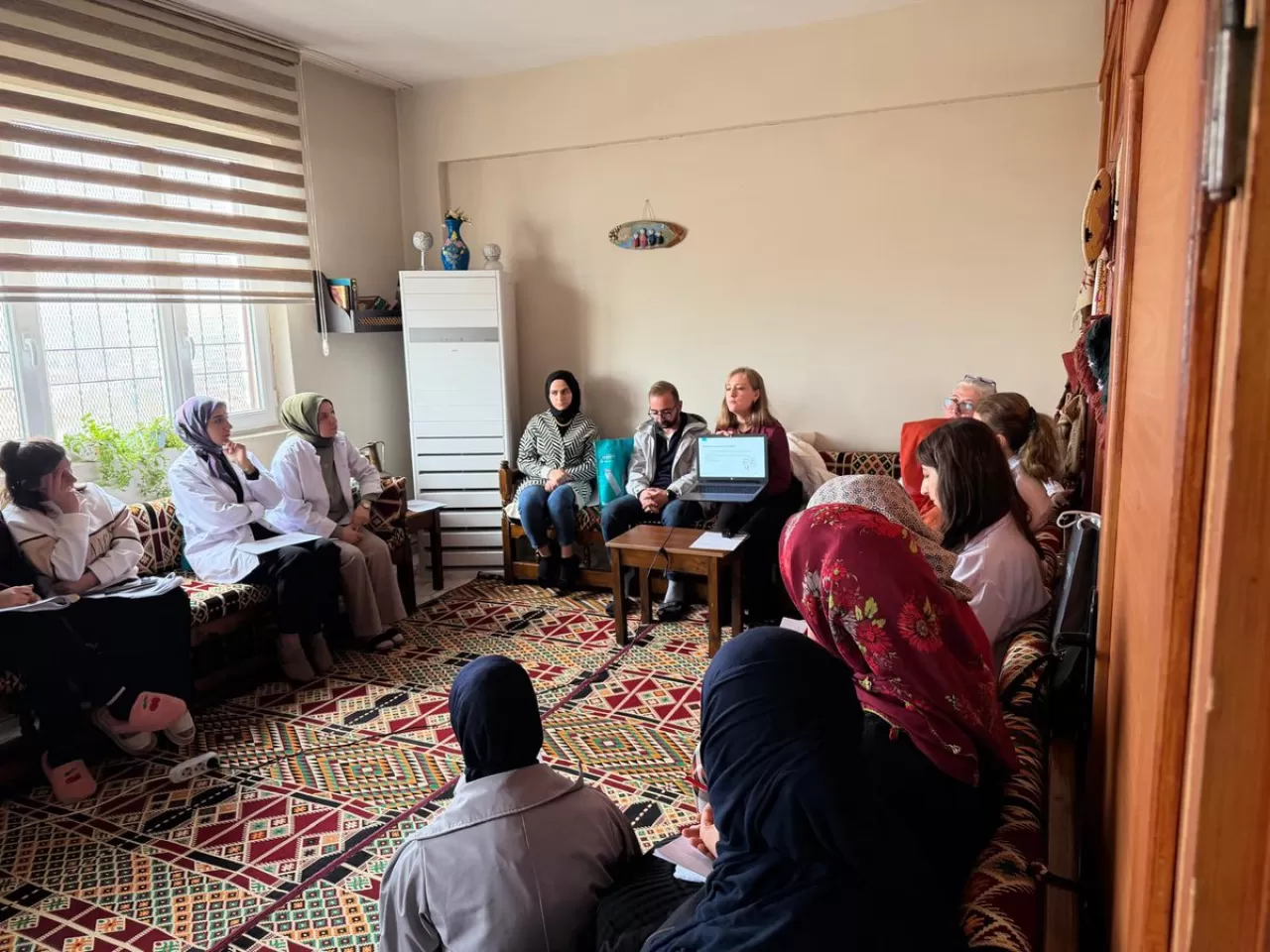 Siirt'te Sağlıklı Yaşam için Saha Eğitimleri Düzenlendi