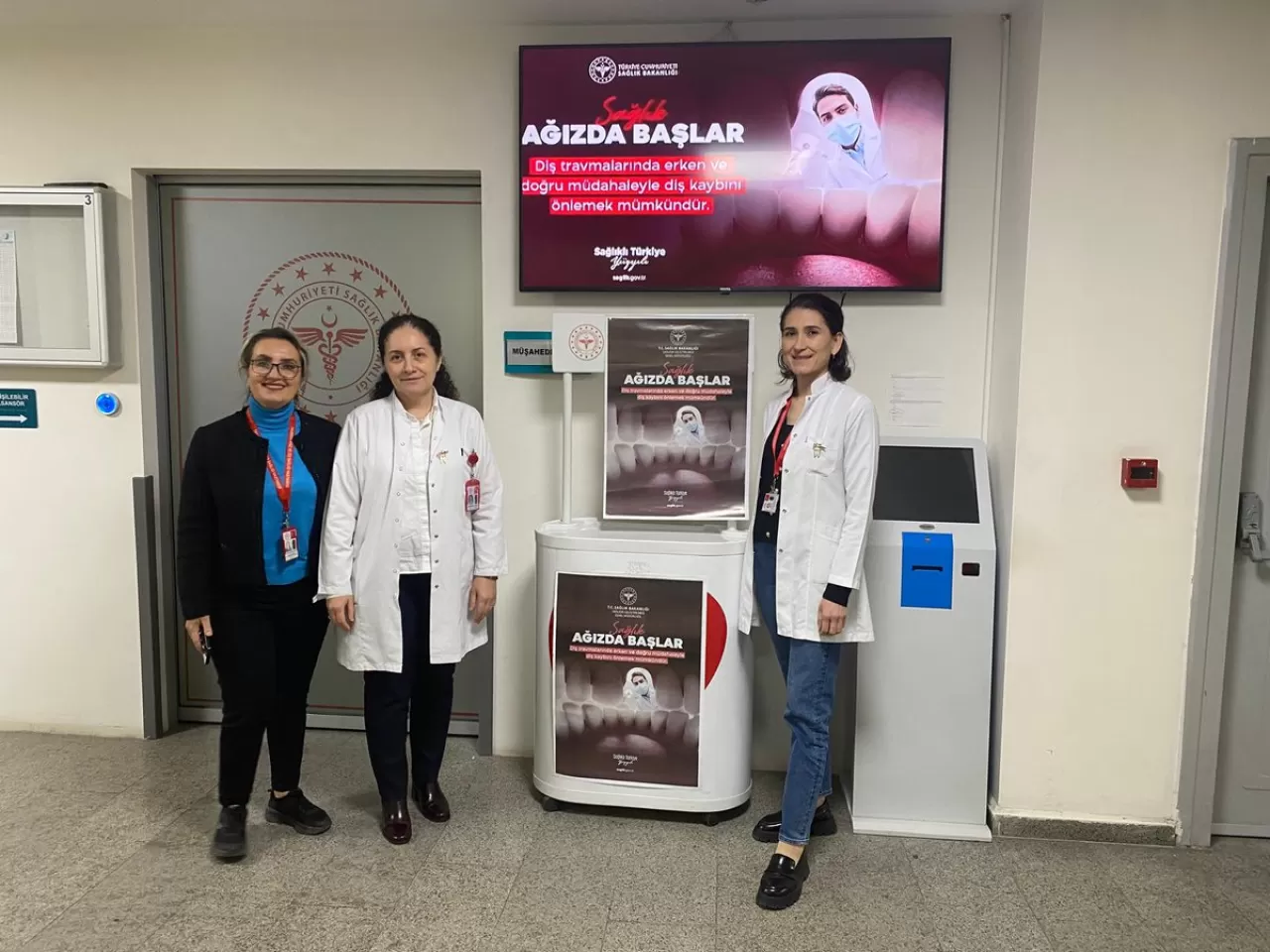 Trabzon Ağız ve Diş Sağlığı Hastanesi'nde Miniklere Ağız Bakımı Eğitimi