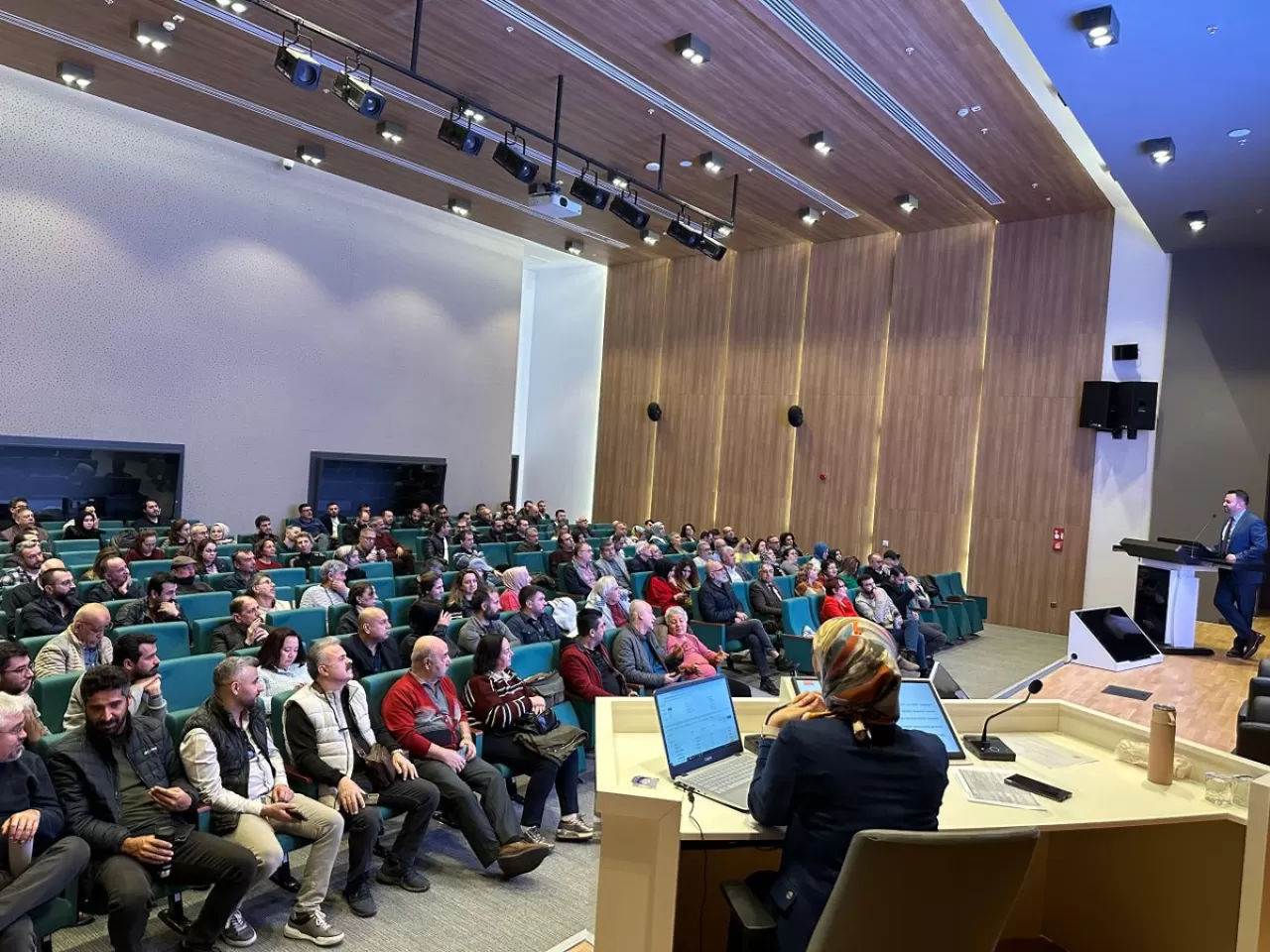 Gaziantep'te Aile Hekimlerine Diyabet Eğitimi Verildi