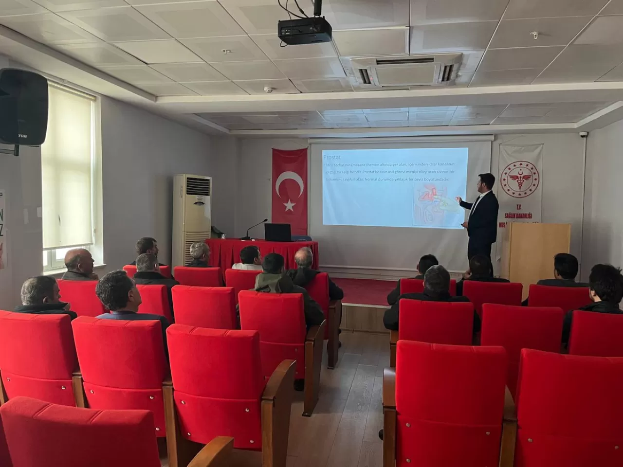 Muş'ta Muhtarlara Yönelik Prostat Kanseri Farkındalık Eğitimi Verildi