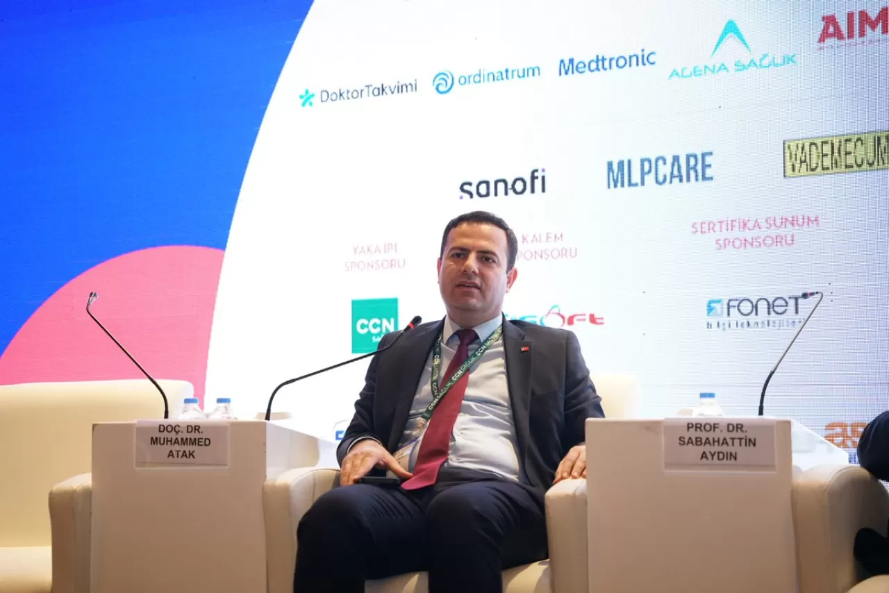 Sağlık Bakanlığı, HIMSS Eurasia 2025'te Birinci Basamak Dijital Dönüşümü Masaya Yatırdı