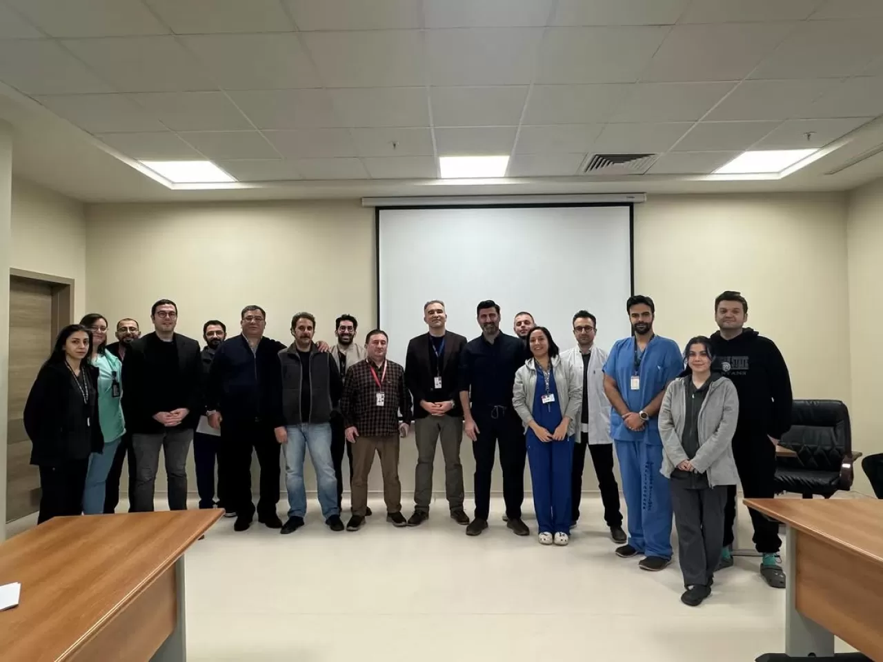 İstanbul'da Başarılı Bir Endoskopik Omurga Cerrahisi Gerçekleştirildi