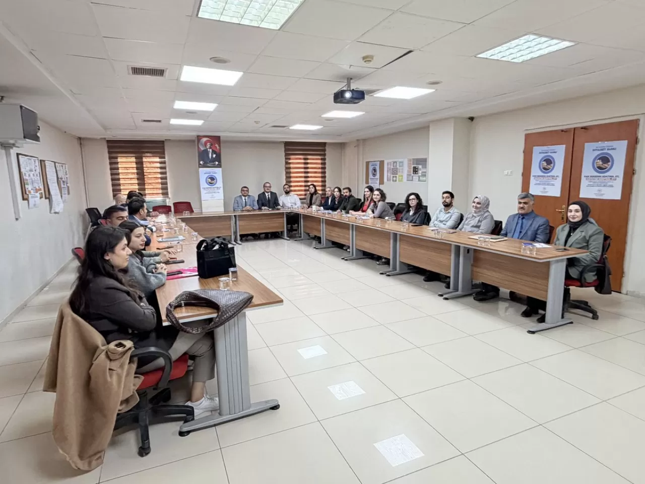 Siirt'te Ekim Ayı Sağlık Hizmetleri Değerlendirme Toplantısı Gerçekleştirildi