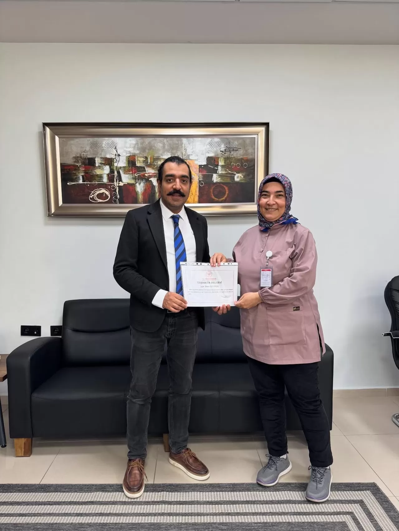 Eskişehir Ağız Diş Sağlığı Hastanesi Personeline Teşekkür Belgesi Takdimi