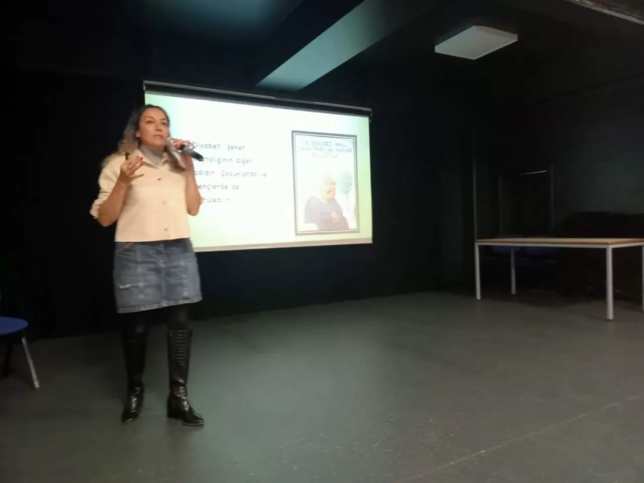 Uzman Diyetisyen Muammer Dereli Fen Lisesi'nde Diyabet Eğitimi Verdi