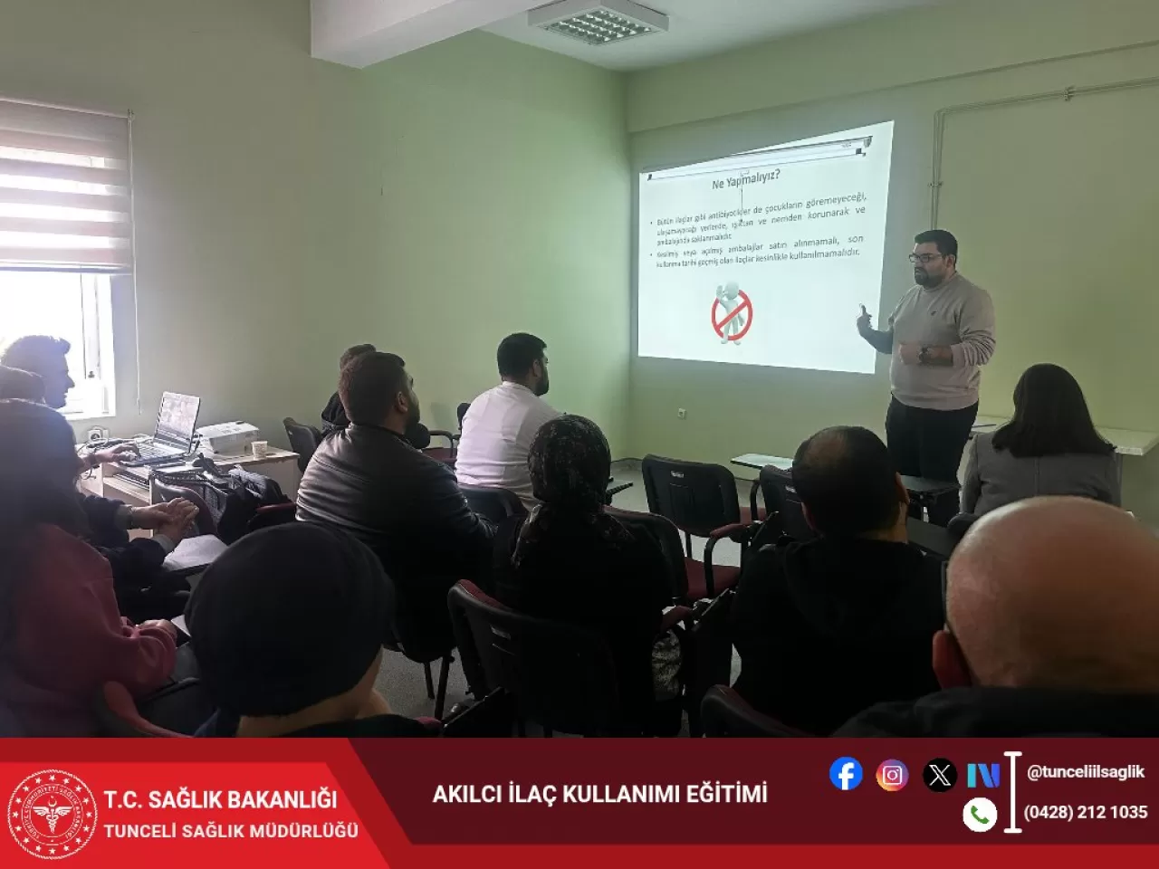 Çemişgezek'te Sağlık Personeline Akılcı İlaç Kullanımı Eğitimi Verildi