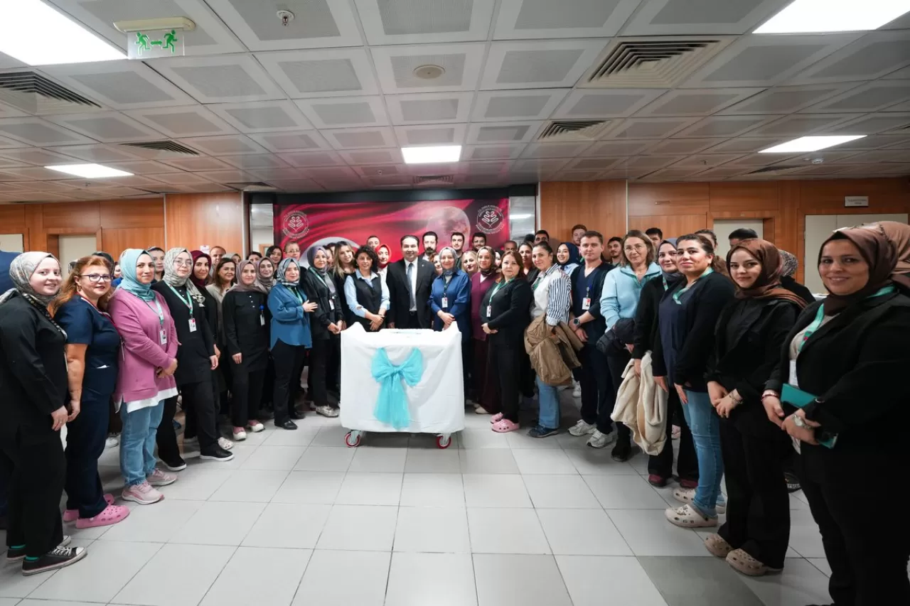 SBÜ Bursa Yüksek İhtisas EAH'de 29 Kasım Dünya Tıbbi Sekreterler Günü Kutlandı