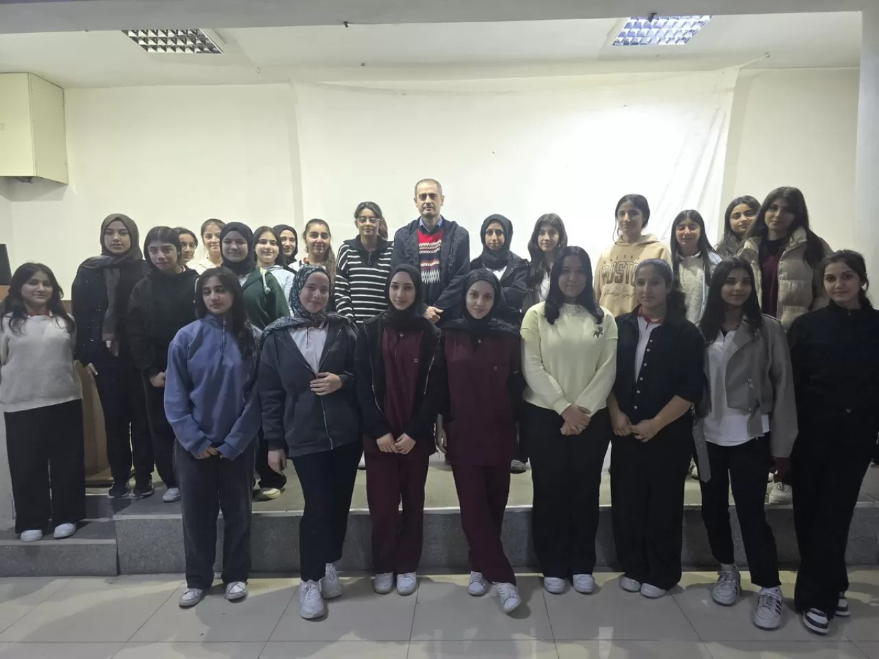 Siirt'te Öğrenci ve Öğretmenlere Toplumsal Cinsiyet Eşitliği Eğitimi