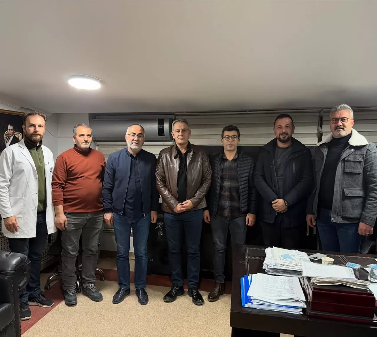 DEM Parti Iğdır Milletvekili Yılmaz Hun, Özel Medlife Hastanesi'ni Ziyaret Etti