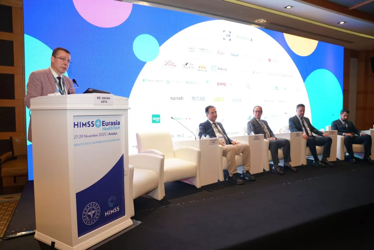 İstanbul Eğitim ve Araştırma Hastanesi Başhekimi, HIMSS Eurasia 2025'te Sağlık Bilişimini Anlattı