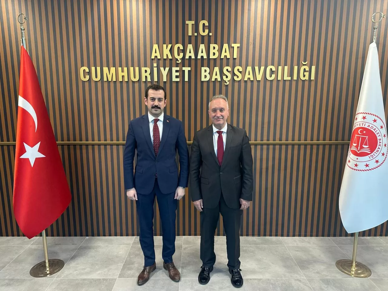 Trabzon İl Sağlık Müdürü Dr. Mehmet Topsakal, Akçaabat Cumhuriyet Başsavcısı'nı Ziyaret Etti