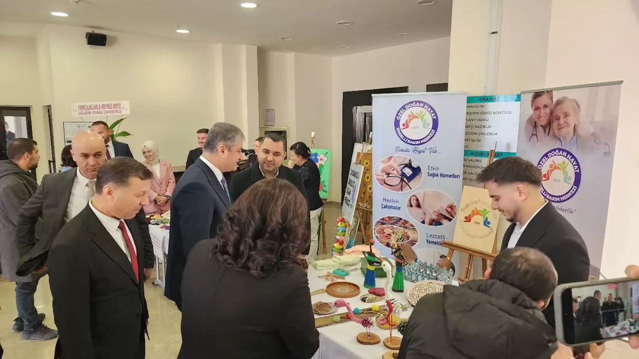 Karabük'te 3 Aralık Dünya Engelliler Günü'nde Anlamlı Etkinlik ve Hastaneye Erişilebilirlik Belgesi