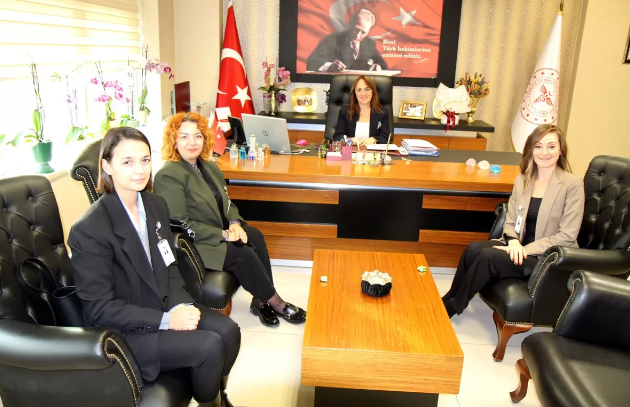 LÖSEV Yöneticileri Denizli İl Sağlık Müdürü Berna Öztürk'ü Ziyaret Etti