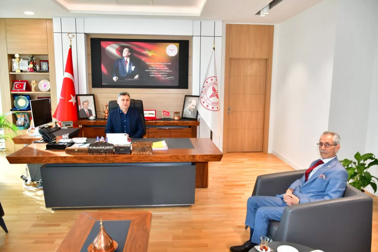 Abdüllatif Hazır, Gaziantep İl Sağlık Müdürü Dr. Beytullah Şahin'i Makamında Ziyaret Etti