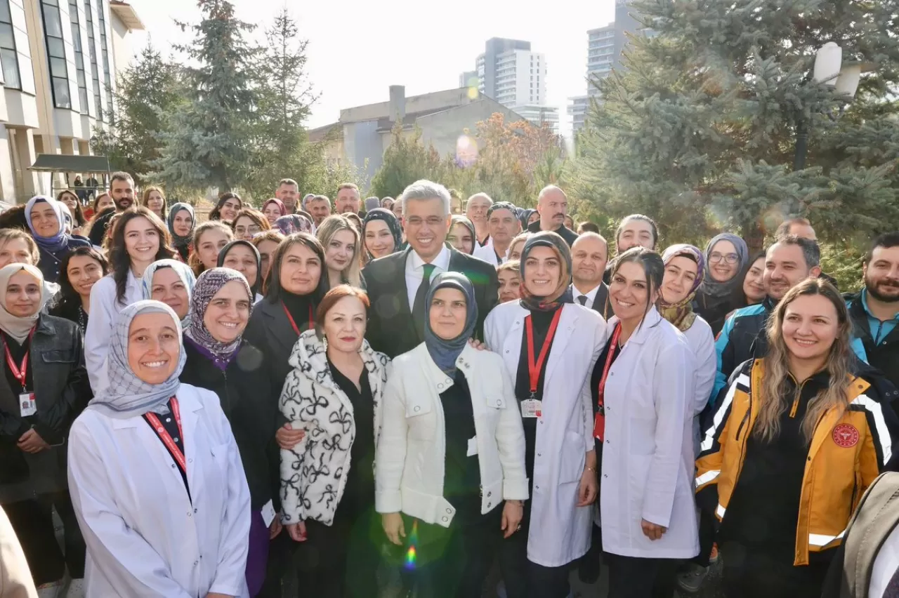 Prof. Dr. Kemal Memişoğlu, Türkiye Cumhuriyeti Sağlık Bakanı Olarak Atandı