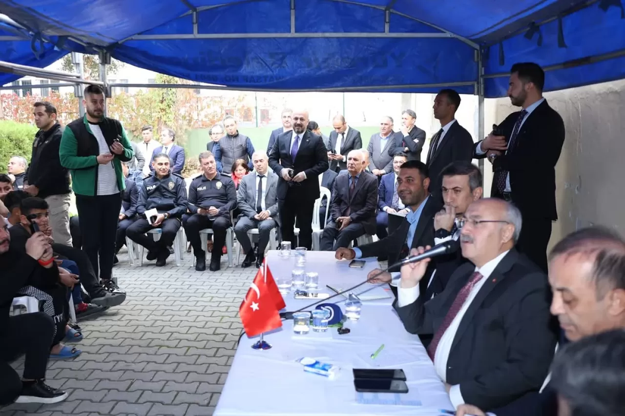 Adana İl Sağlık Müdürü, 19 Mayıs Mahallesi'nde Vatandaşlarla Buluştu