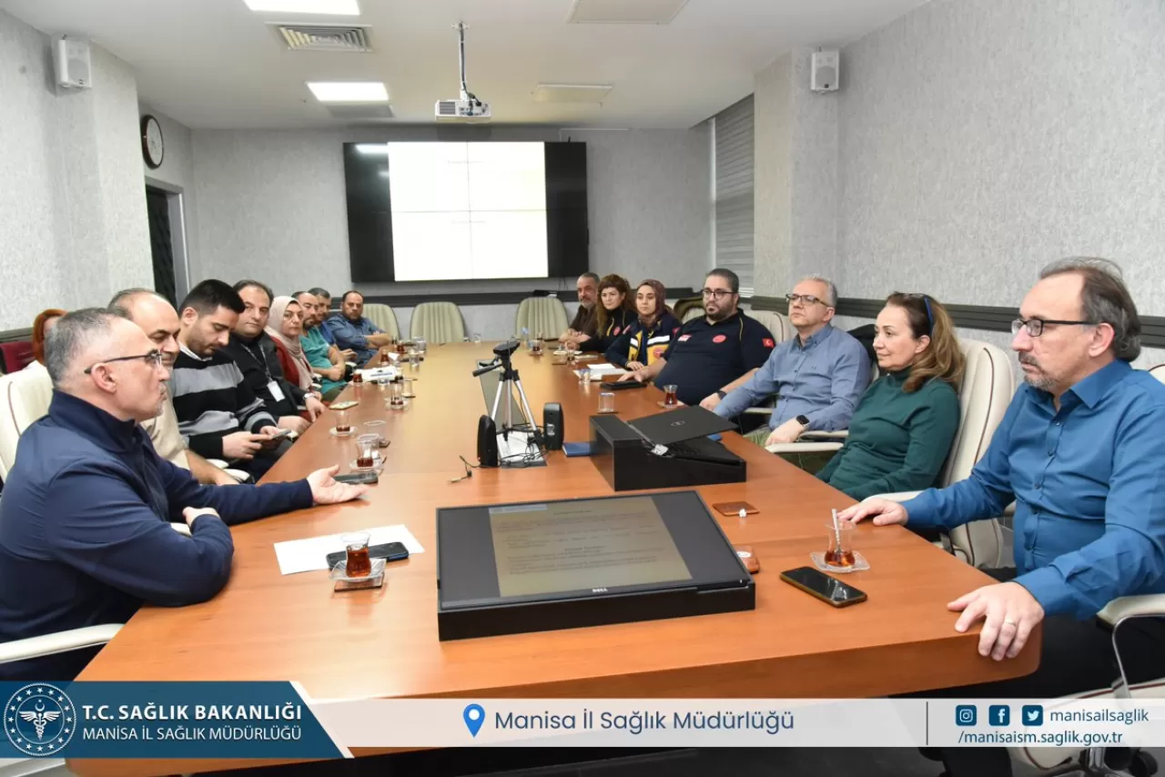 Manisa'da Kardiyak Vaka Sevk Değerlendirme Toplantısı Yapıldı