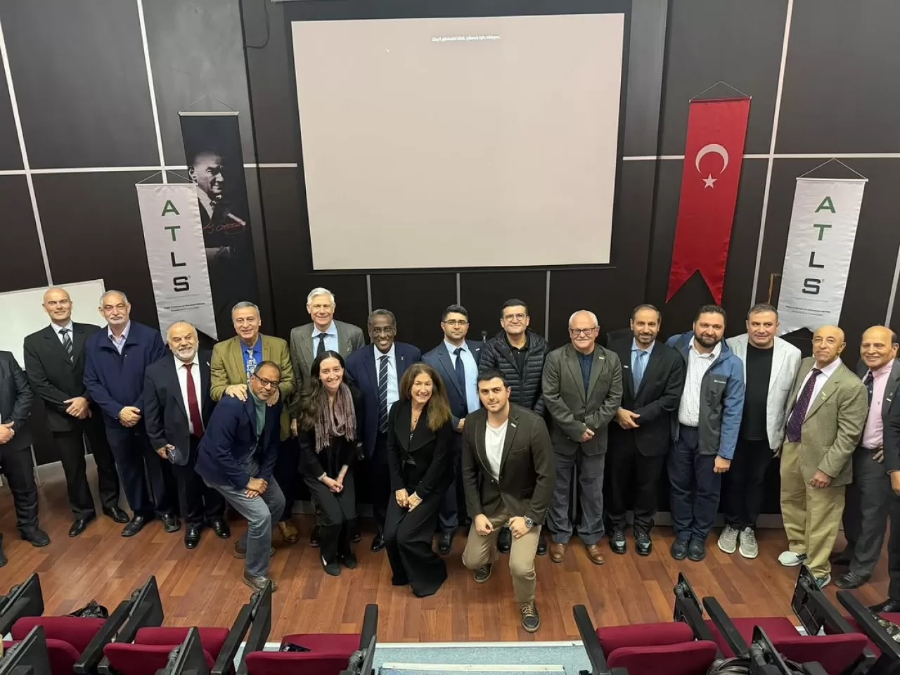 Ankara'da Gerçekleşen Uluslararası Travma Toplantısı, Türkiye İçin Yeni İş Birliklerinin Kapısını Araladı