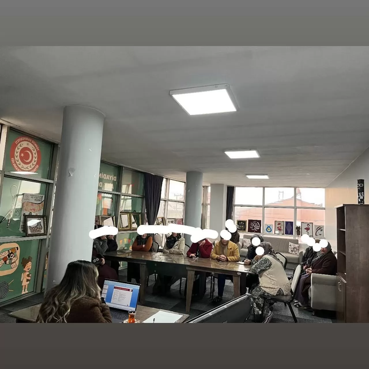 Diyadin'de Aile Destek Merkezi Kursiyerlerine Bakanlık Hizmetleri Tanıtıldı