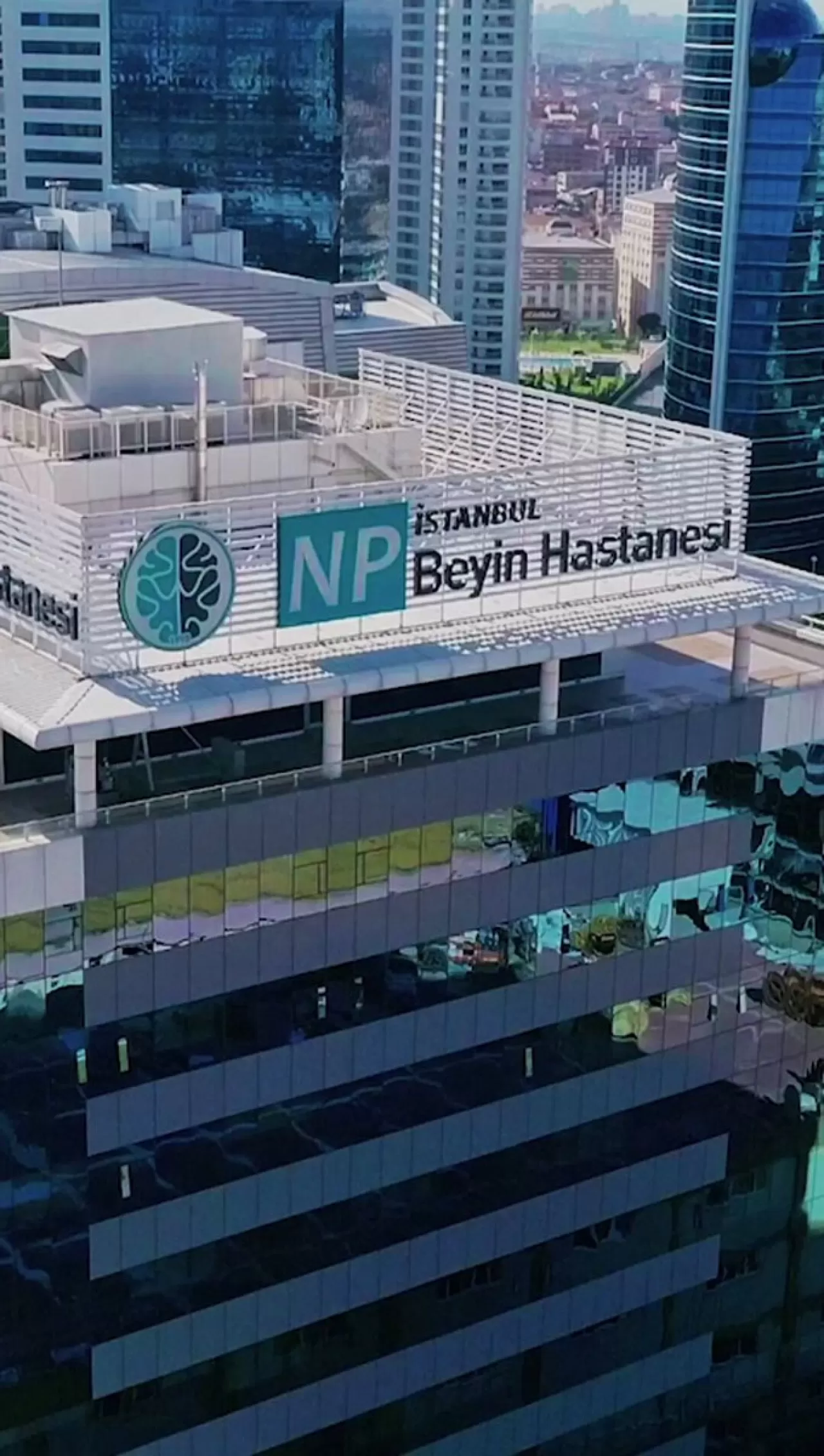 NPİstanbul Hastanesi'nde Sanal Gerçeklik ile Terapi Dönemi